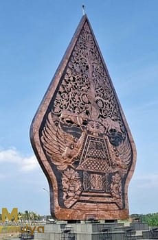 Kerajinan Gunungan Wayang Tembaga Kuningan Asli Boyolali