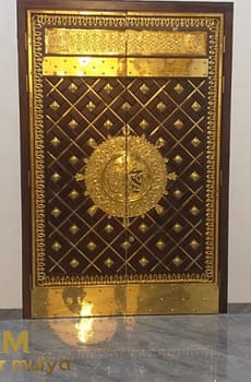 Ornamen Pintu Masjid Nabawi Kuningan