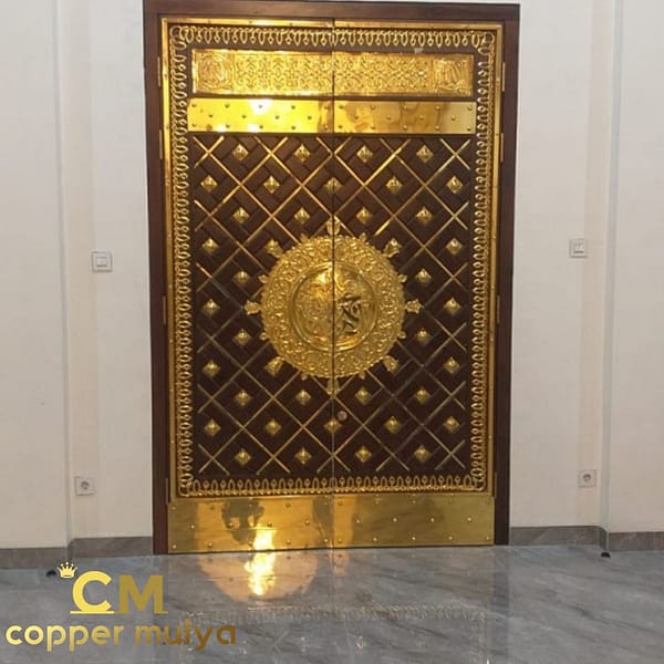 Ornamen Pintu Masjid Nabawi Kuningan