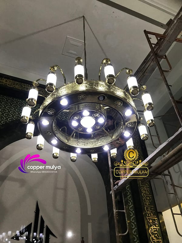 Lampu hias masjid