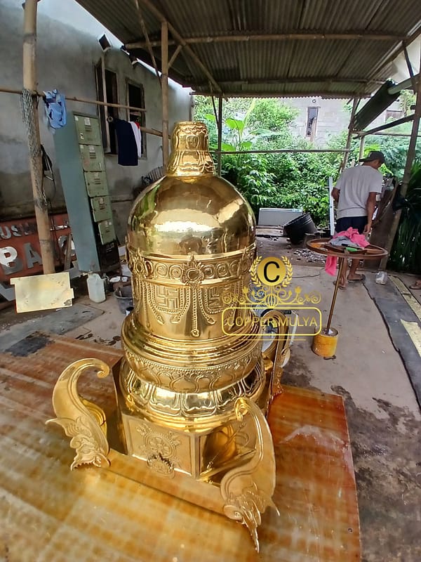 Stupa kuningan